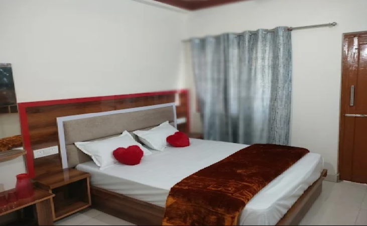 1 x Double Bed Non AC